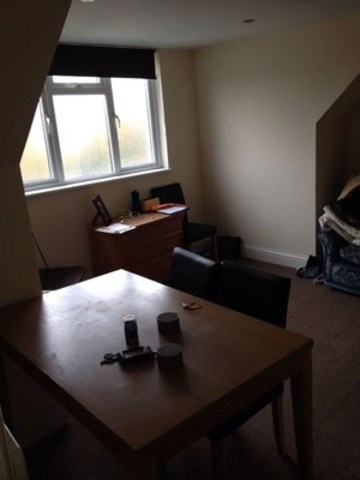  Image of 1 bedroom Flat to rent in High Street Hornchurch RM11 at 1 HIGH STREET  HORNCHURCH, RM11 3XS