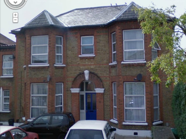  Image of 1 bedroom Flat for sale in Broomhill Road Goodmayes Ilford IG3 at 10 Broomhill  Ilford, IG3 9SJ