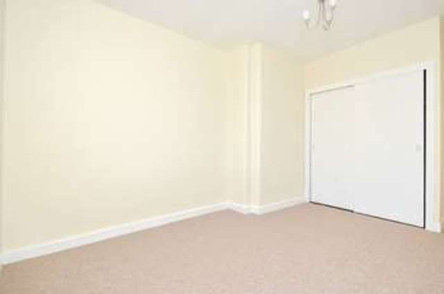  Image of 3 bedroom Flat for sale in Ferry Road Drive Edinburgh EH4 at Ferry Road Drive West Pilton Edinburgh, EH4 4BS