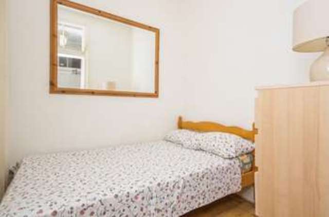  Image of 1 bedroom Flat for sale in Belgrave Terrace Edinburgh EH12 at Belgrave Terrace Corstorphine Edinburgh, EH12 6XQ