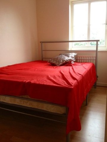  Image of 3 bedroom Semi-Detached house to rent in Garvary Road London E16 at 22 MANCHESTER COURT GAVARY ROAD LONDON, E16 3GZ