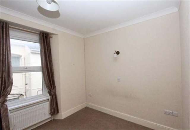  Image of 1 bedroom Flat for sale in Winner Street Paignton TQ3 at Paignton, TQ3 3BJ