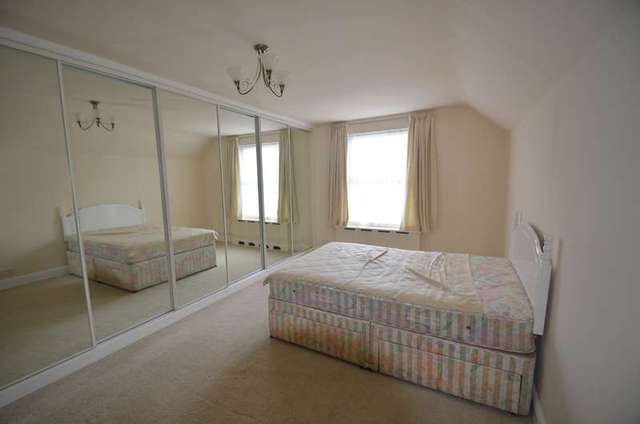  Image of 3 bedroom Detached house to rent in North Street Winkfield Windsor SL4 at North Street  Winkfield, SL4 4SY