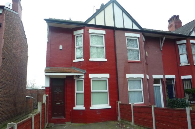  Image of 3 bedroom Detached house to rent in Carill Drive Fallowfield Manchester M14 at Fallowfield Manchester Manchester, M14 6WR