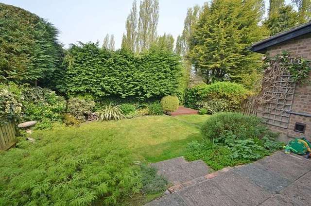  Image of 4 bedroom Detached house for sale in Cavendish Meads Ascot SL5 at Sunninghill, SL5 9TB