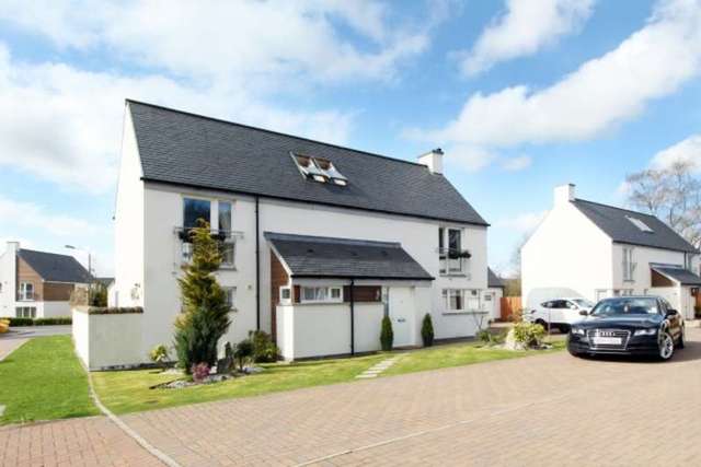  Image of 4 bedroom Detached Villa for sale in Robertson Way Callander FK17 at Robertson Way  Callander, FK17 8JF