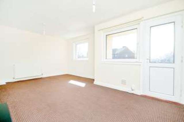  Image of 2 bedroom Flat for sale in Hoseason Gardens Edinburgh EH4 at Hoseason Gardens Clermiston Edinburgh, EH4 7HA