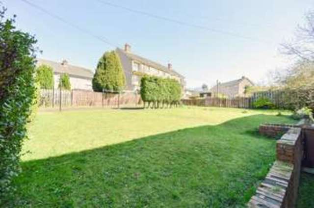  Image of 2 bedroom Flat for sale in Hoseason Gardens Edinburgh EH4 at Hoseason Gardens Clermiston Edinburgh, EH4 7HA