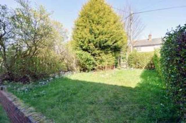  Image of 2 bedroom Flat for sale in Hoseason Gardens Edinburgh EH4 at Hoseason Gardens Clermiston Edinburgh, EH4 7HA
