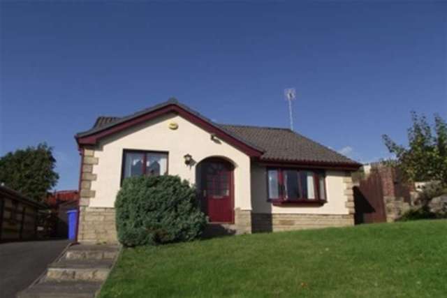  Image of 3 bedroom Bungalow to rent in Templand Drive Cumnock KA18 at Cumnock, KA18 1ER