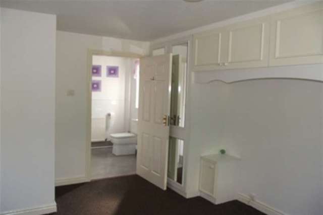  Image of 3 bedroom Bungalow to rent in Templand Drive Cumnock KA18 at Cumnock, KA18 1ER
