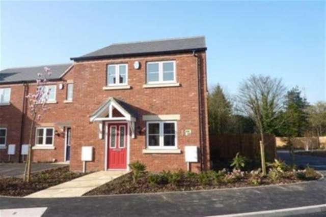  Image of 3 bedroom Detached house to rent in Park Street Uttoxeter ST14 at Uttoxeter, ST14 7AG