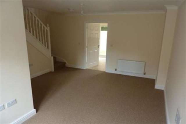  Image of 3 bedroom Detached house to rent in Park Street Uttoxeter ST14 at Uttoxeter, ST14 7AG