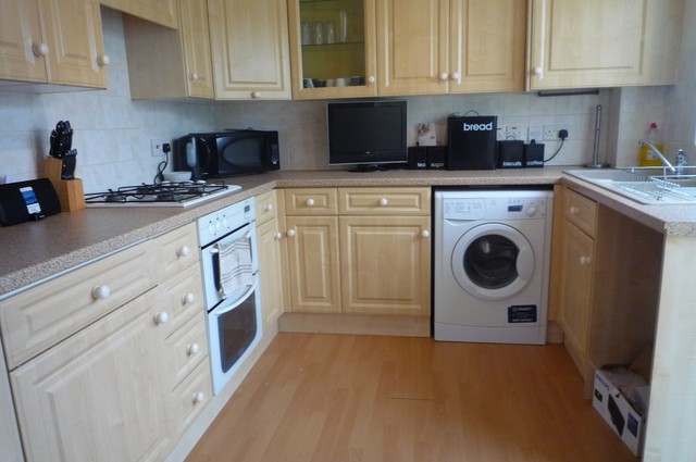  Image of 3 bedroom Detached house to rent in Abshot Road Fareham PO14 at Titchfield Common  Fareham, PO14 4NH