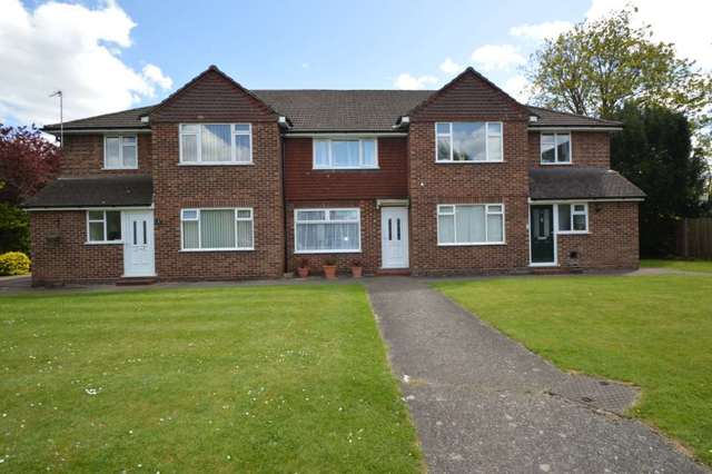 Image of 2 bedroom Detached house to rent in Northcote Addlestone KT15 at Northcote  Addlestone, KT15 2LS