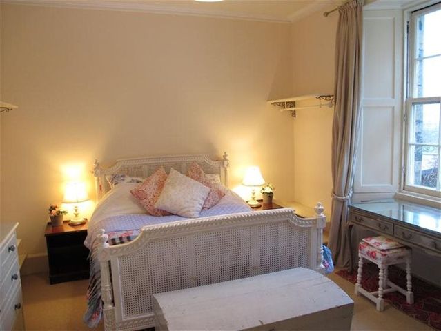  Image of 1 bedroom Flat to rent in Ainslie Place Edinburgh EH3 at New Town Edinburgh Edinburgh, EH3 6AR