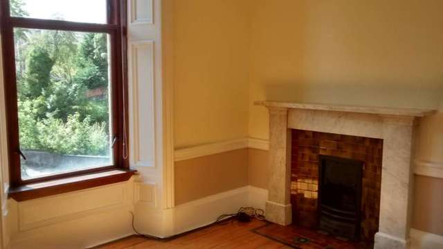  Image of 2 bedroom Flat to rent in Albert Road Glasgow G42 at Albert Road ( Croshill Glasgow, G42 8UB