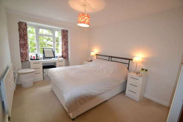  Image of 2 bedroom Apartment to rent in Alexandra Road Epsom KT17 at Alexandra Road  Epsom, KT17 4BY