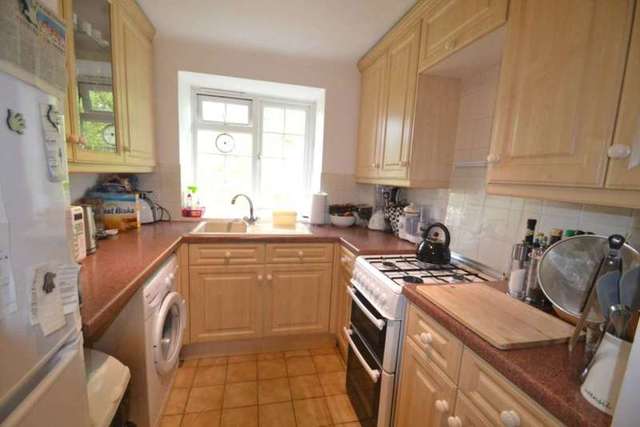  Image of 2 bedroom Apartment to rent in Alexandra Road Epsom KT17 at Alexandra Road  Epsom, KT17 4BY