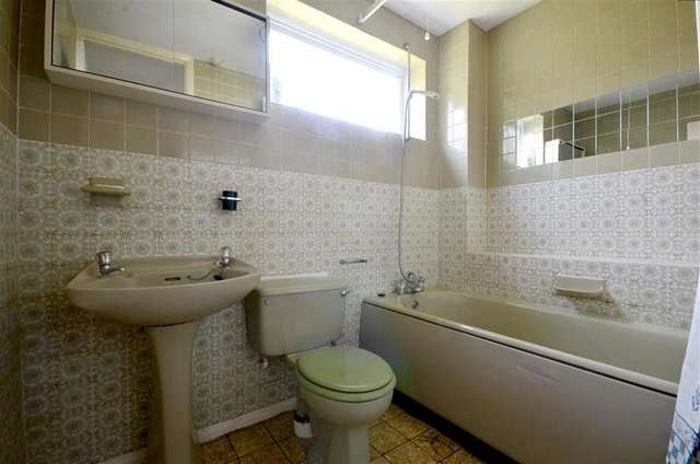  Image of 3 bedroom End of Terrace for sale in All Saints Road Southborough Tunbridge Wells TN4 at Tunbridge Wells Kent Tunbridge Wells, TN4 9JF