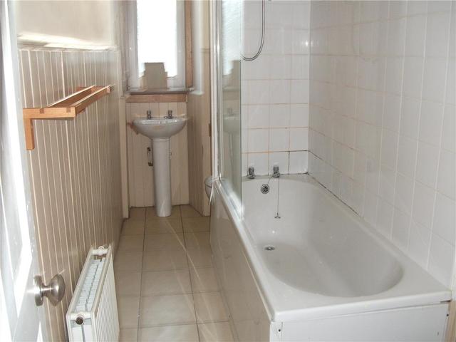  Image of 1 bedroom Flat to rent in Allison Street Glasgow G42 at Govanhill Glasgow Glasgow, G42 8HD