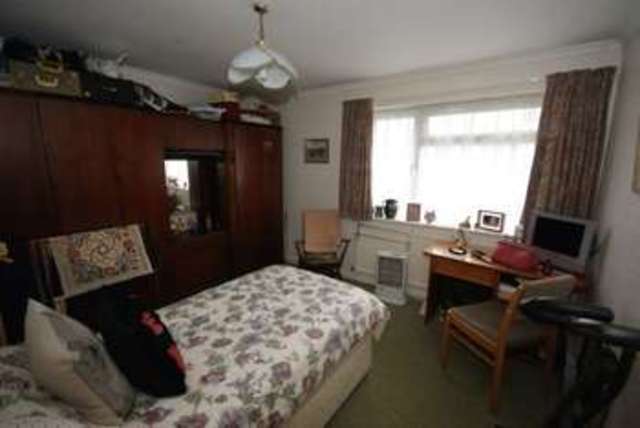  Image of 2 bedroom Detached house to rent in Northanger Close Alton GU34 at Northanger Close  Alton, GU34 2BH
