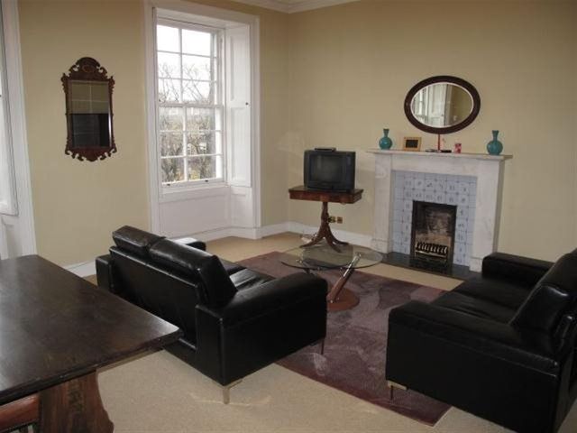  Image of 2 bedroom Flat to rent in Atholl Crescent Edinburgh EH3 at West End Edinburgh Edinburgh, EH3 8HA