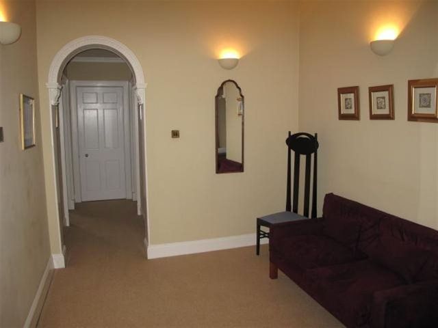  Image of 2 bedroom Flat to rent in Atholl Crescent Edinburgh EH3 at West End Edinburgh Edinburgh, EH3 8HA