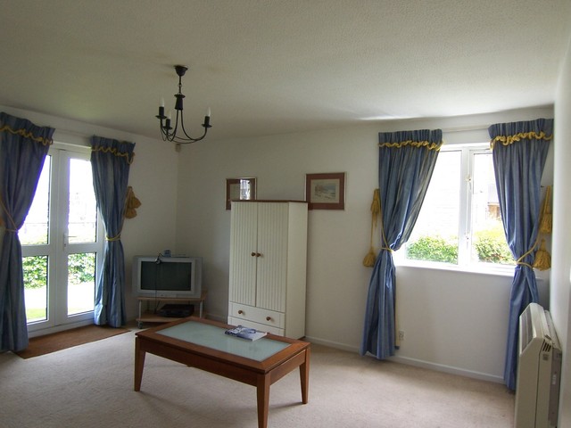  Image of 2 bedroom Apartment to rent in Atlantic Close Southampton SO14 at Ocean Village  Southampton, SO14 3TA