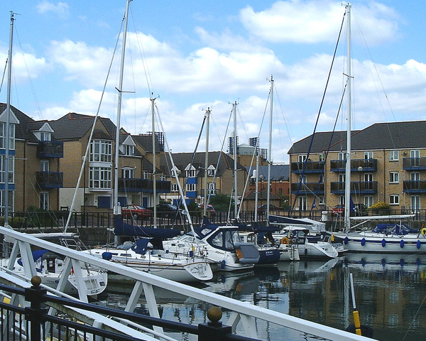 Image of 2 bedroom Apartment to rent in Atlantic Close Southampton SO14 at Ocean Village  Southampton, SO14 3TA