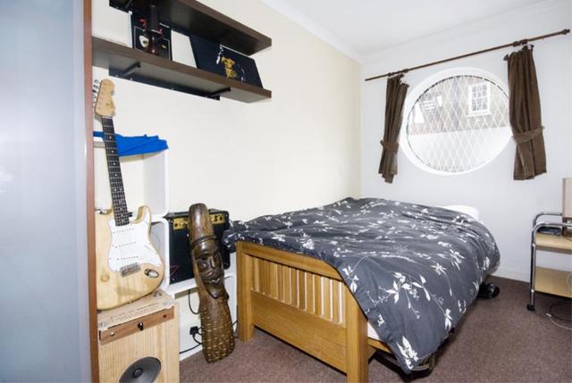 Image of 2 bedroom Flat to rent in Back Church Lane London E1 at London, E1 1LS
