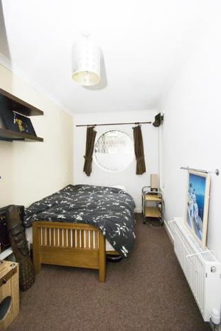  Image of 2 bedroom Flat to rent in Back Church Lane London E1 at London, E1 1LS