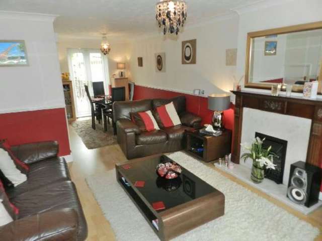  Image of 3 bedroom Detached house for sale in Bakewell Road Long Eaton Nottingham NG10 at Bakewell Road  Long Eaton, NG10 1NX
