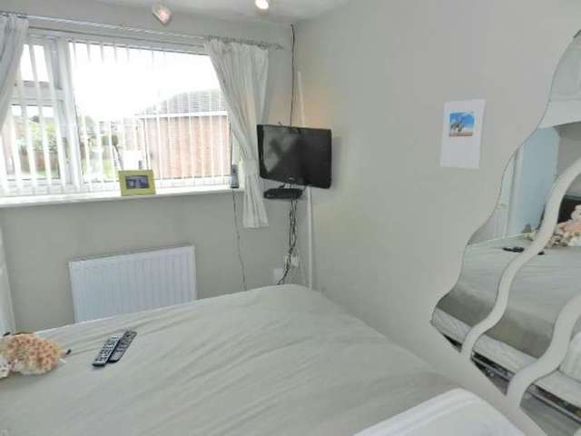  Image of 3 bedroom Detached house for sale in Bakewell Road Long Eaton Nottingham NG10 at Bakewell Road  Long Eaton, NG10 1NX