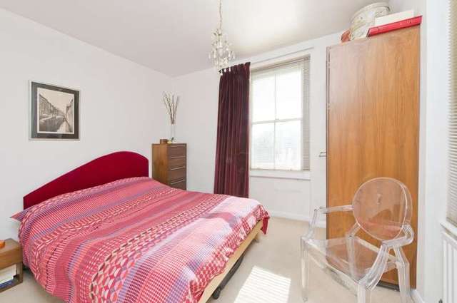  Image of 1 bedroom Property to rent in Balham Hill London SW12 at Balham Hill  London, SW12 9DJ