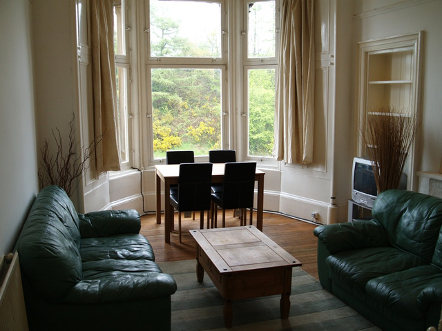  Image of 2 bedroom Flat to rent in Battlefield Road Glasgow G42 at Battlefield Glasgow Glasgow, G42 9HN