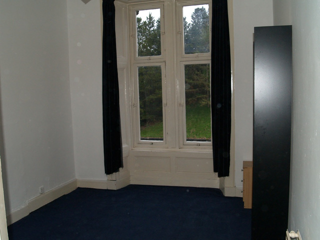  Image of 2 bedroom Flat to rent in Battlefield Road Glasgow G42 at Battlefield Glasgow Glasgow, G42 9HN
