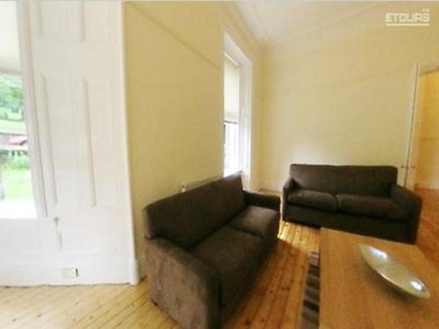  Image of 4 bedroom Flat to rent in Baxter Park Terrace Dundee DD4 at Baxter Park Terrace  Dundee, DD4 6NL