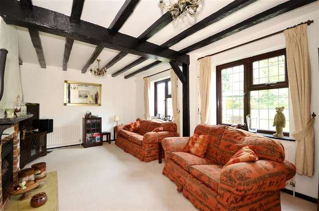  Image of 5 bedroom Detached house for sale in Baywell Leybourne West Malling ME19 at Leybourne West Malling West Malling, ME19 5QQ