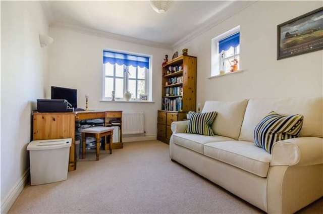  Image of 2 bedroom Apartment for sale in Hinton Way Great Shelford Cambridge CB22 at Great Shelford, CB22 5AD