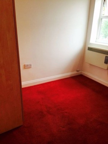  Image of 2 bedroom Flat to rent in Becontree Avenue Becontree Dagenham RM8 at = BECONTREE AVENUE  DAGENHAM, RM8 2UB