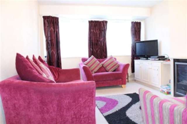  Image of 3 bedroom Detached house to rent in Beech Way Twickenham TW2 at Twickenham, TW2 5JT