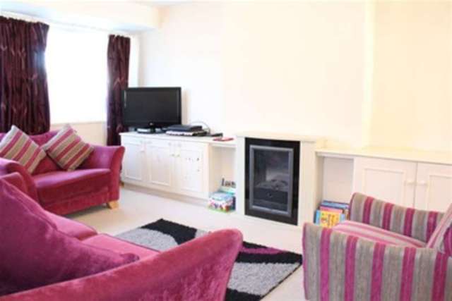  Image of 3 bedroom Detached house to rent in Beech Way Twickenham TW2 at Twickenham, TW2 5JT