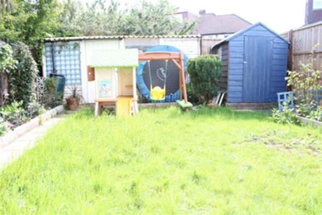  Image of 3 bedroom Detached house to rent in Beech Way Twickenham TW2 at Twickenham, TW2 5JT