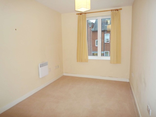  Image of 2 bedroom Flat to rent in London Road St. Albans AL1 at 25 London Road  St. Albans, AL1 1LB