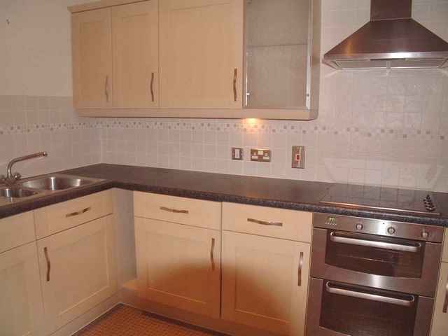  Image of 2 bedroom Flat to rent in London Road St. Albans AL1 at 25 London Road  St. Albans, AL1 1LB