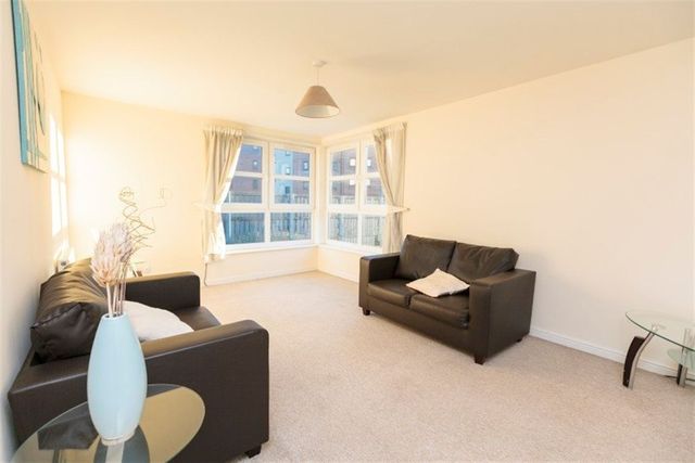  Image of 2 bedroom Flat to rent in Bethlehem Way Edinburgh EH7 at Lochend Edinburgh Edinburgh, EH7 6FB