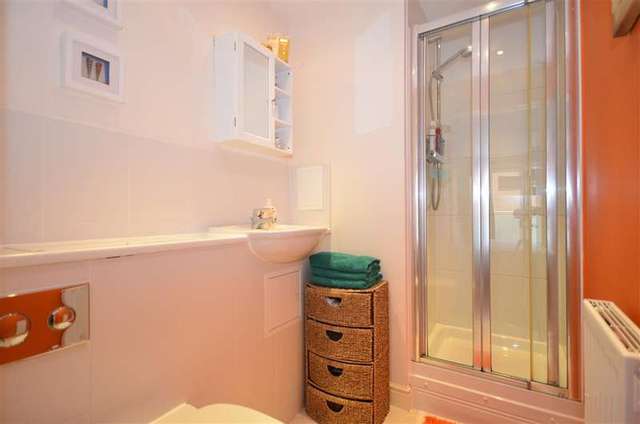  Image of 2 bedroom Flat for sale in Billington Grove Willesborough Ashford TN24 at Ashford Kent Ashford, TN24 0FY