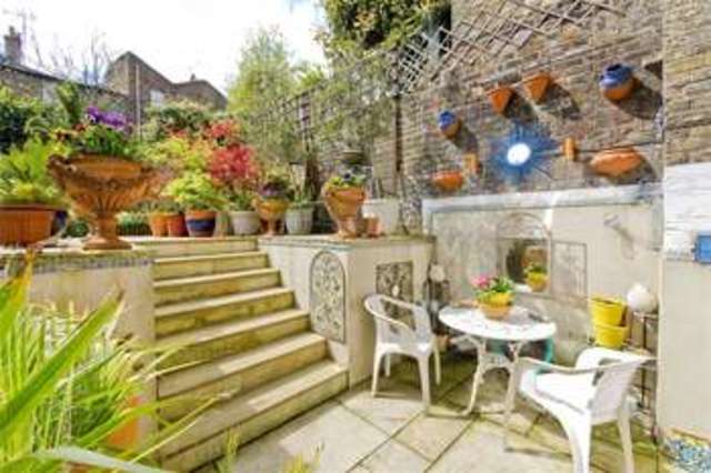  Image of 3 bedroom Terraced house for sale in Bingham Street London N1 at Canonbury London Balls Pond Road, N1 2QQ