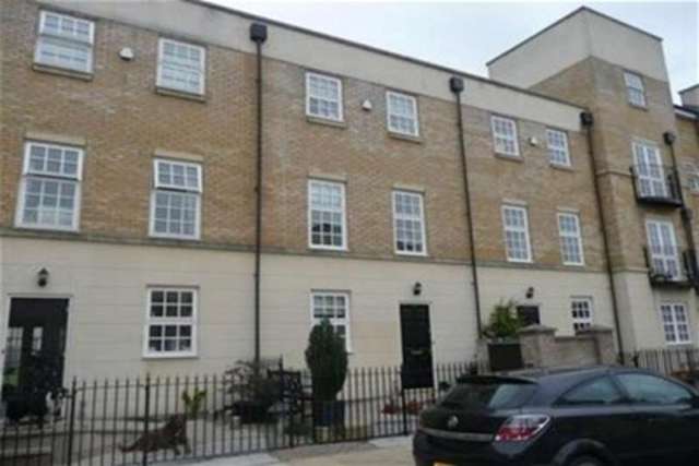  Image of 4 bedroom Detached house to rent in Bishopfields Drive York YO26 at York, YO26 4WN